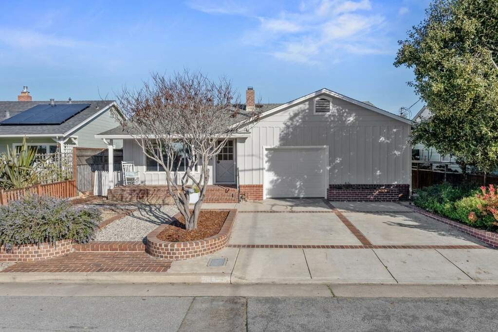 4435 Nova Drive, Santa Cruz, CA 95062