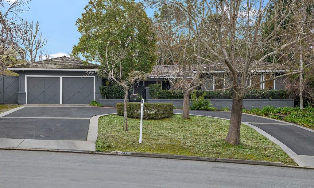 441 La Mesa Drive, Portola Valley, CA 94028