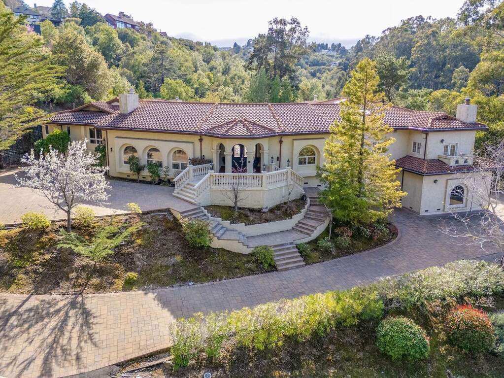 1035 Macadamia Drive, Hillsborough, CA 94010