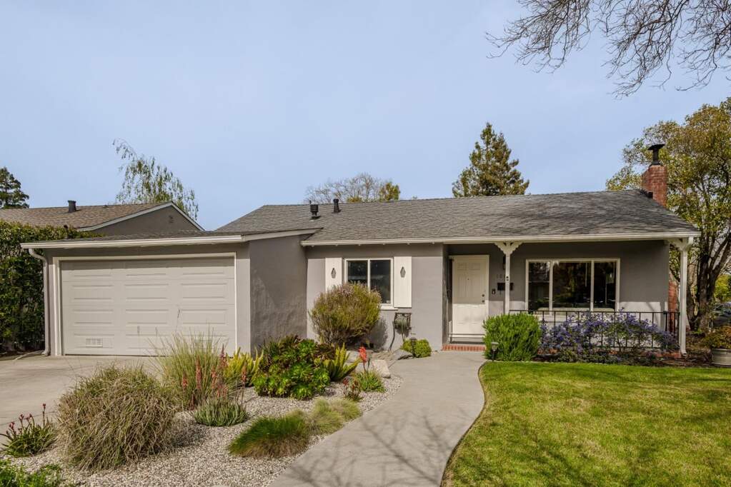 1002 Roosevelt Avenue, Redwood City, CA 94061
