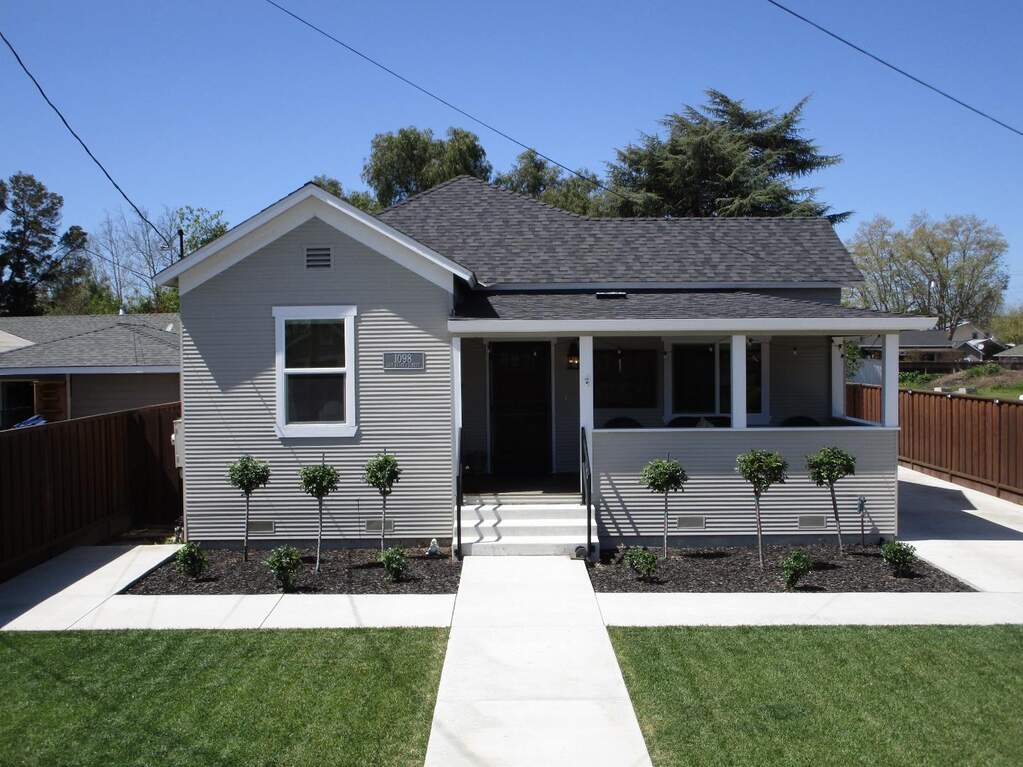 1098 San Benito Street, Hollister, CA 95023