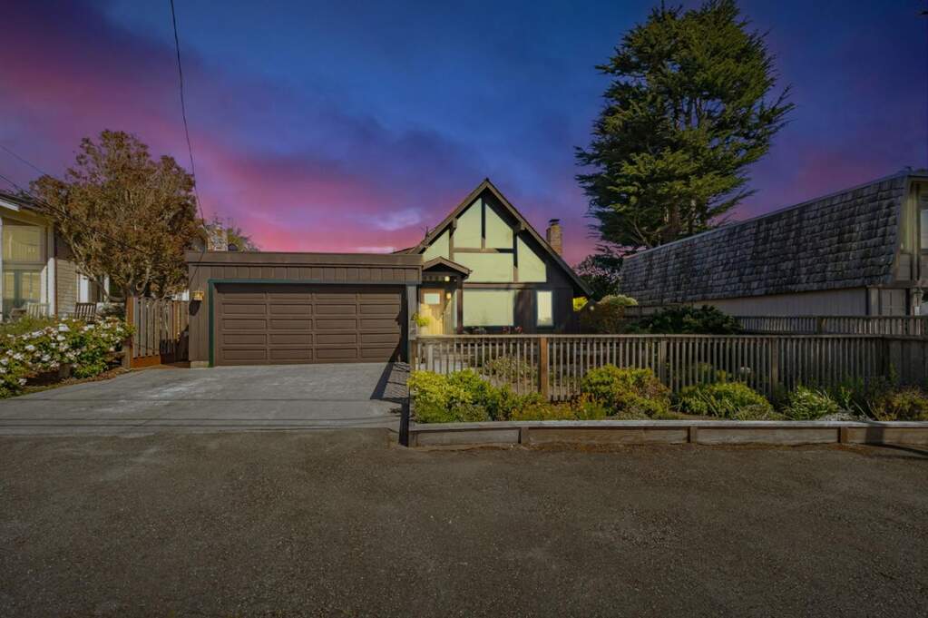 1025 Tamarind Street, Montara, CA 94037