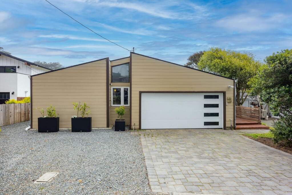 1161 Tamarind Street, Montara, CA 94037