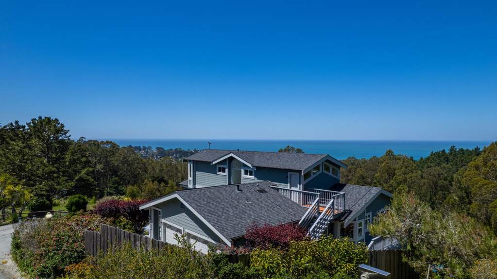 770 Alta Vista Road, Montara, CA 94037