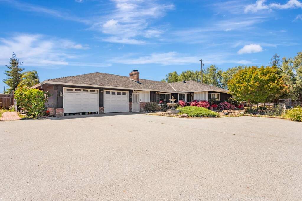 14205 Sycamore Avenue, San Martin, CA 95046