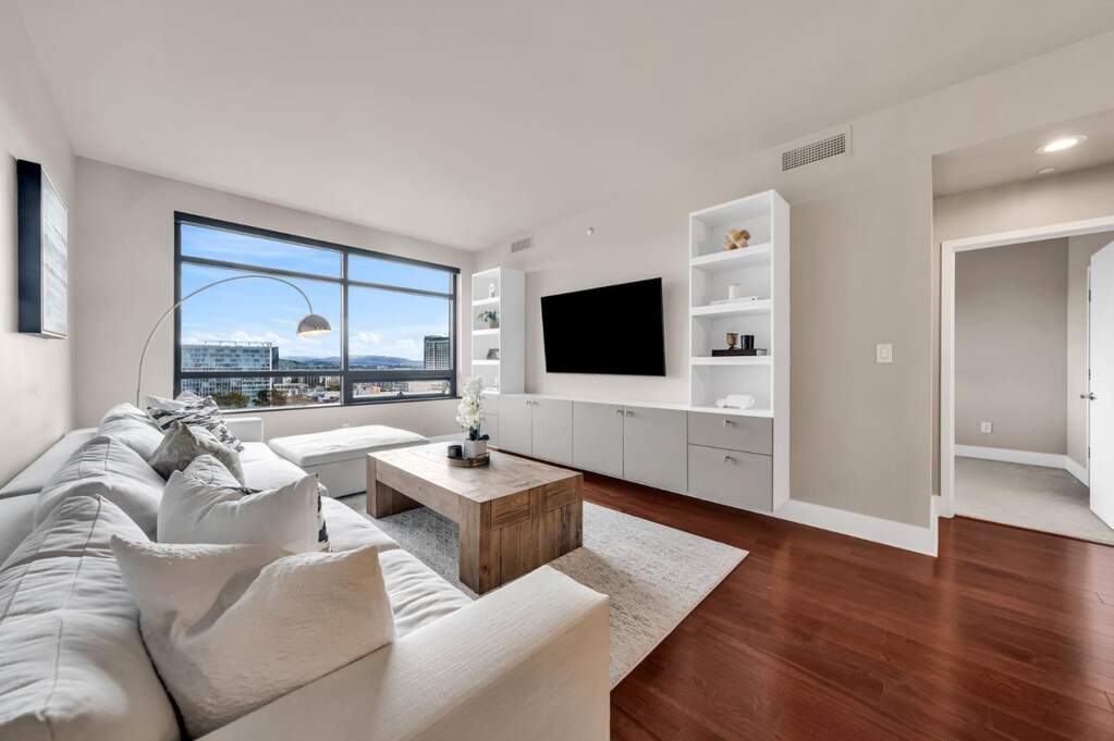 88 E San Fernando Street #1403, San Jose, CA 95113