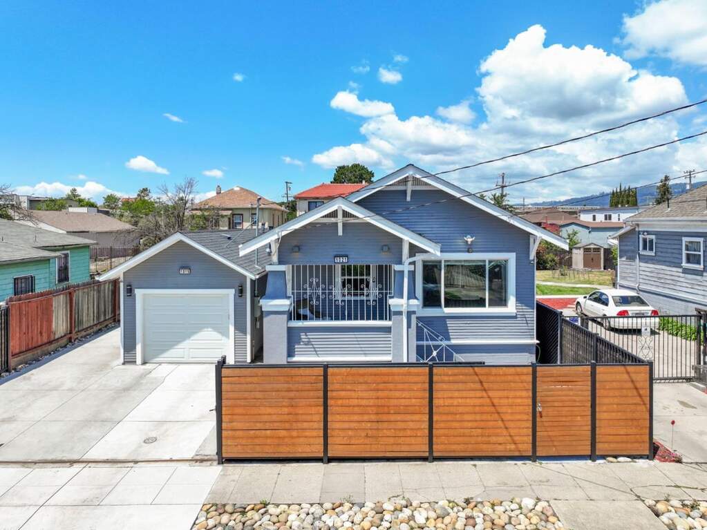 1019-1021 83rd Avenue, Oakland, CA 94621