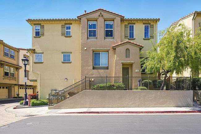 937 Mente Linda Loop, Milpitas, CA 95035