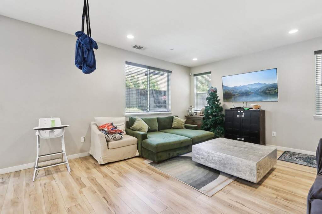 545 Shearwater Street, Hollister, CA 95023
