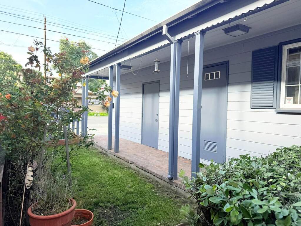 1813 Lincoln Avenue, Alameda, CA 94501