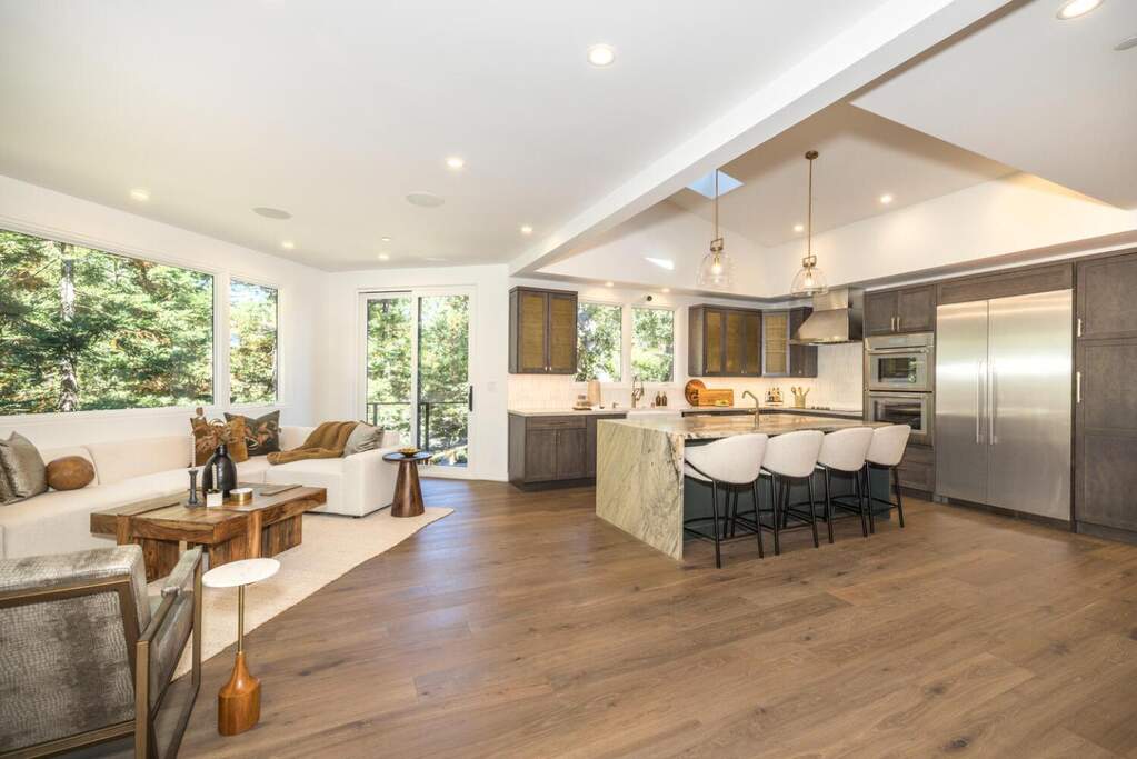 141 Lake Road, Portola Valley, CA 94028
