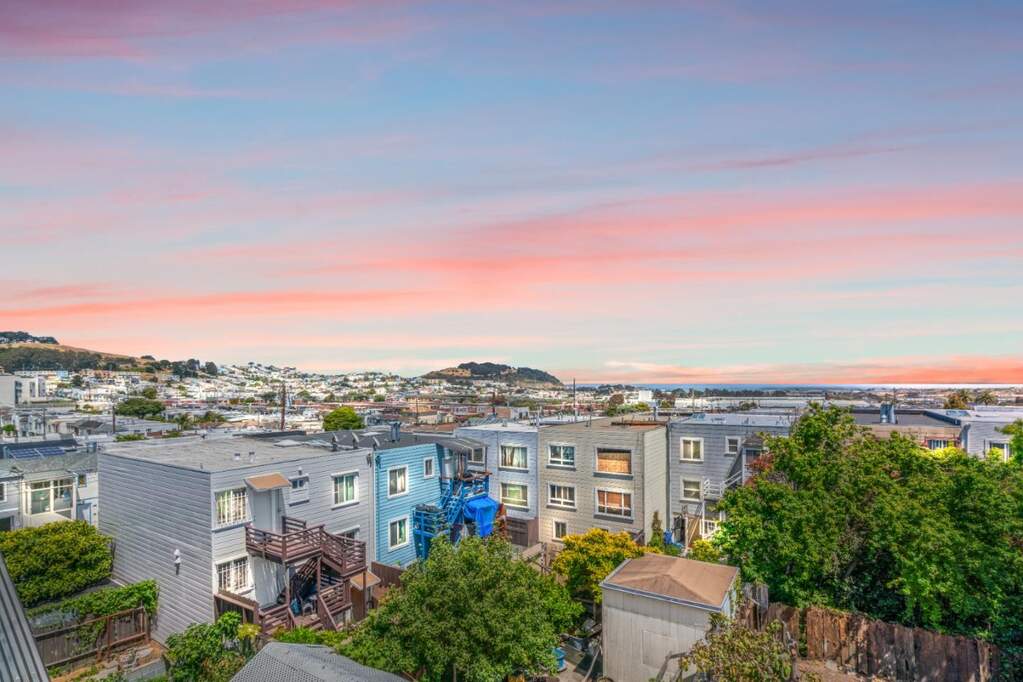 19-21 Castillo, San Francisco, CA 94134