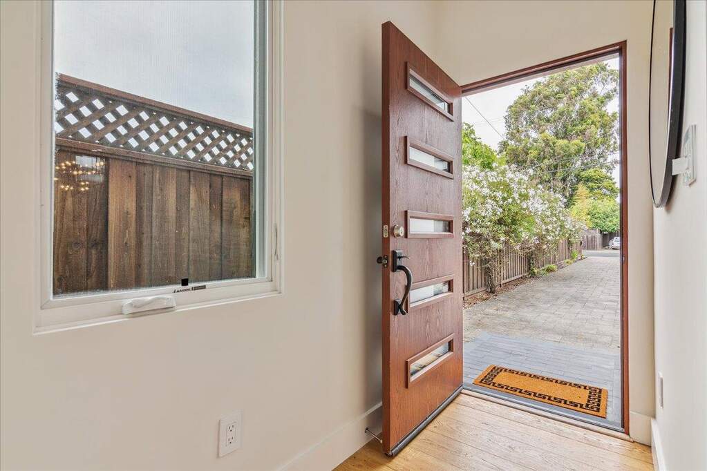 910 Cedar Street, Berkeley, CA 94710