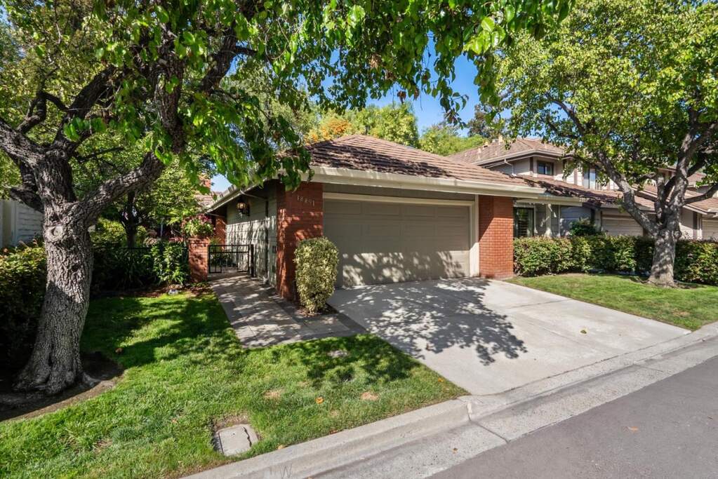 18891 Biarritz Lane, Saratoga, CA 95070