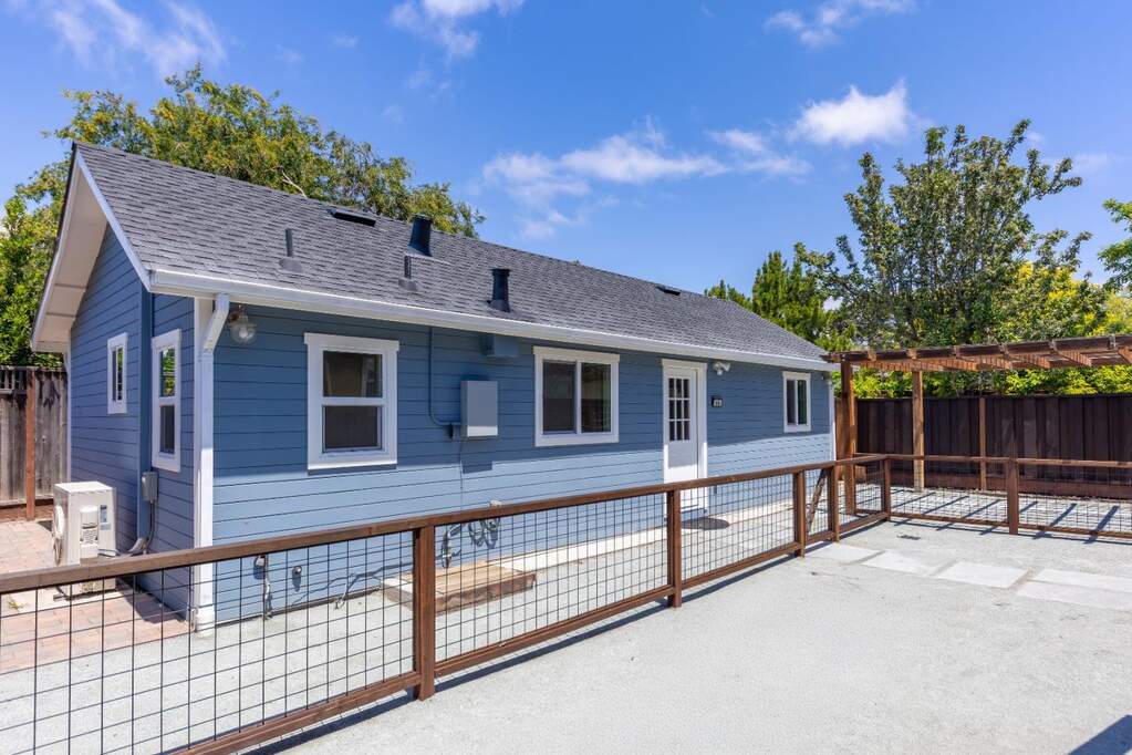616 Redwood Ave #616, Redwood City, CA 94061