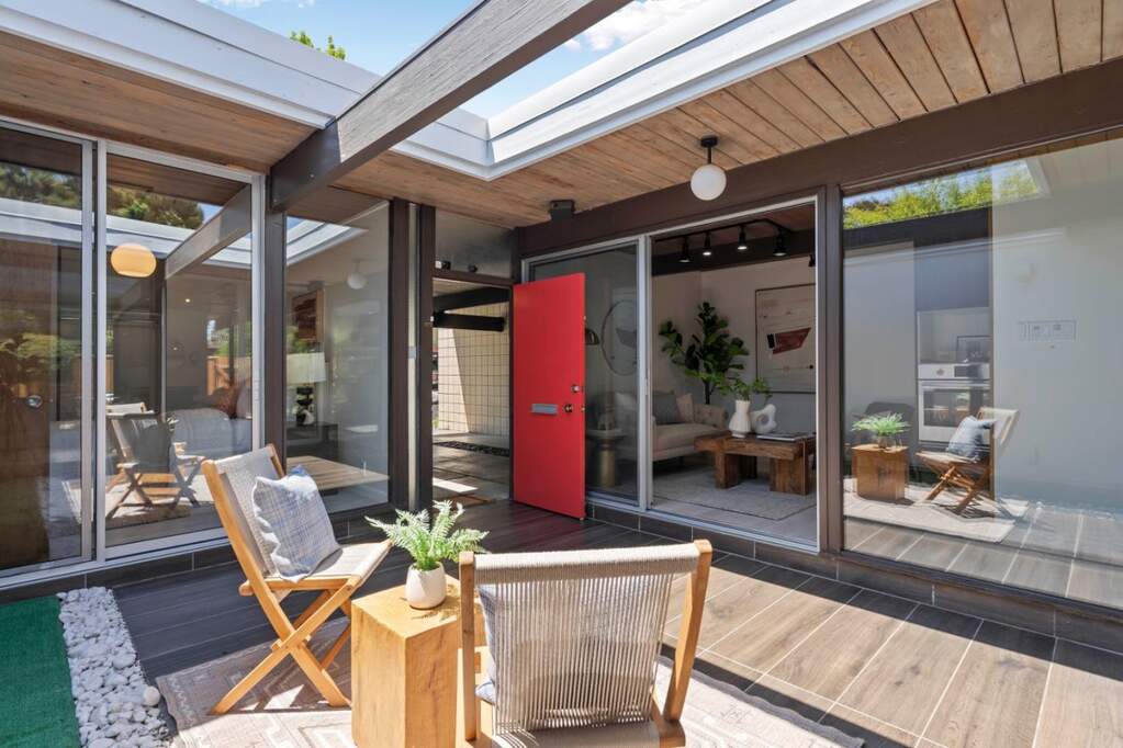 3383 Benton Street, Santa Clara, CA 95051