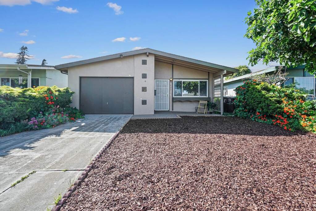 627 Bridge Street, Watsonville, CA 95076