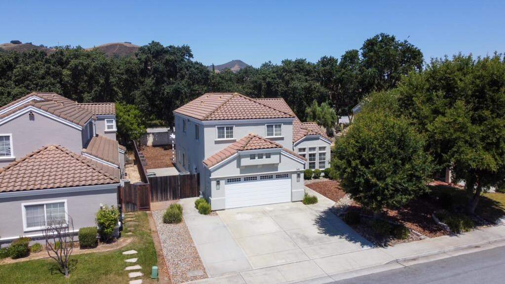 1014 White Cloud Drive, Morgan Hill, CA 95037