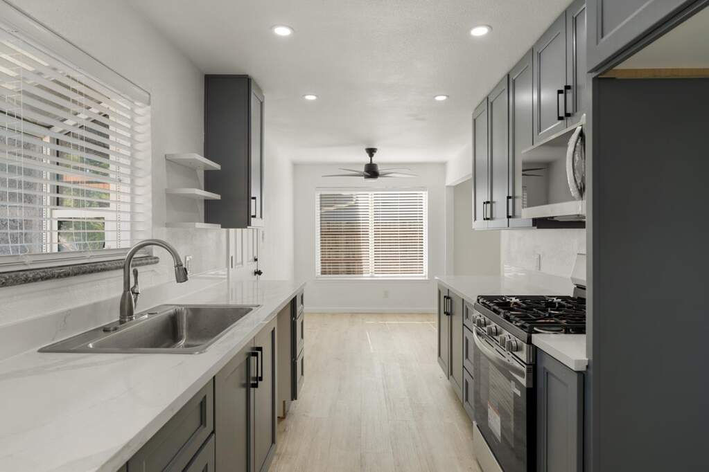 2621 Wood Violet Way, Sacramento, CA 95822