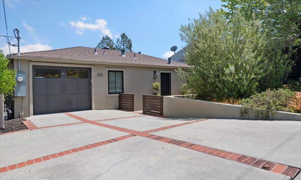 333 Oakview Drive, San Carlos, CA 94070