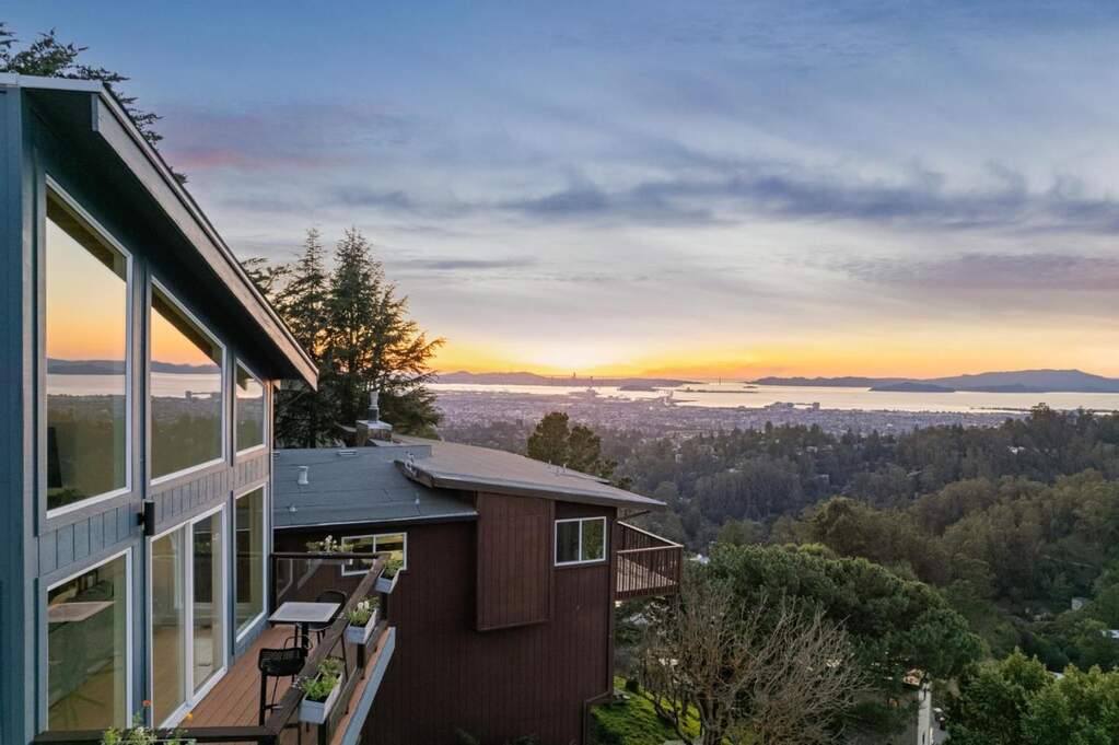 58 Villanova Drive, Oakland, CA 94611