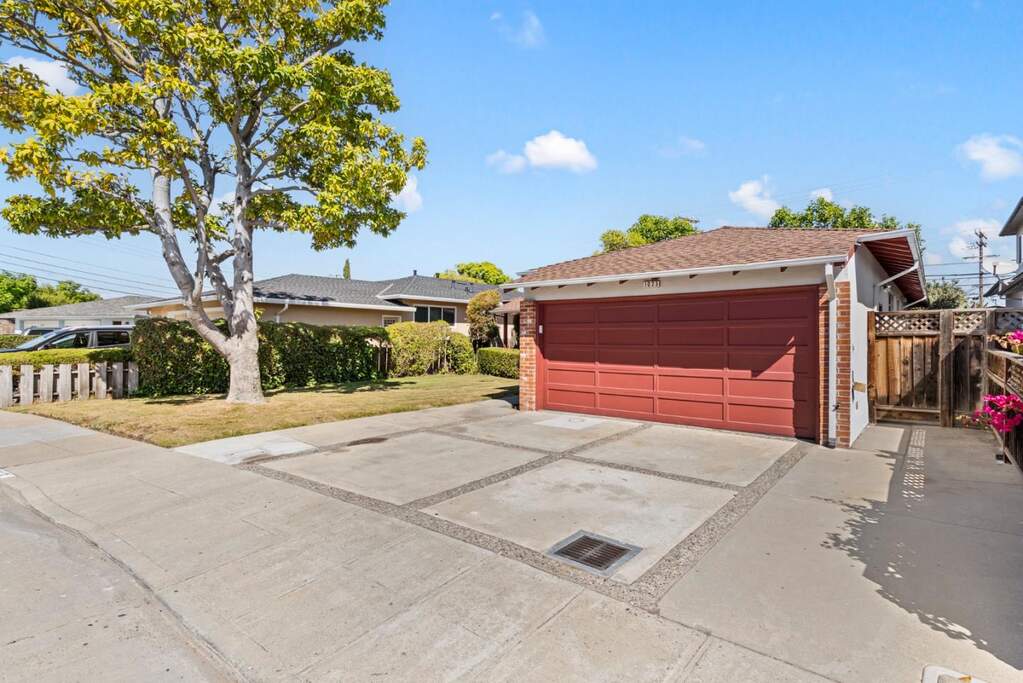 1023 Annapolis Drive, San Mateo, CA 94403