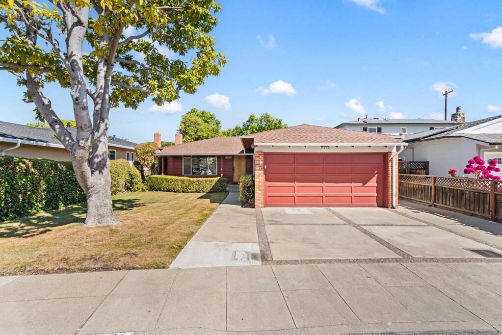 1023 Annapolis Drive, San Mateo, CA 94403
