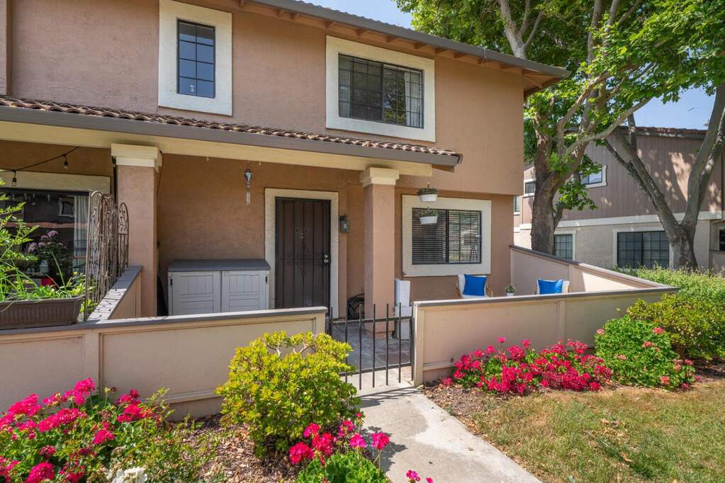 32864 Arbor Vine Drive #40, Union City, CA 94587
