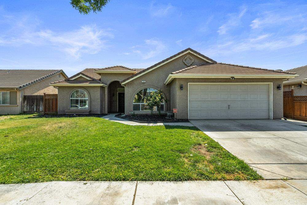 748 Ashbury Court, Los Banos, CA 93635