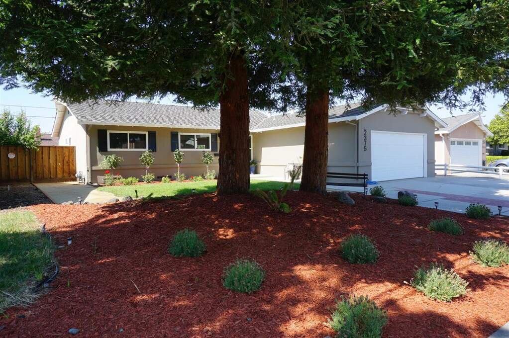 2375 Cabrillo Avenue, Santa Clara, CA 95050