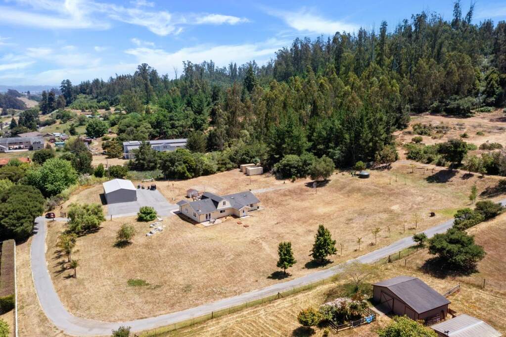 490 Carson Lane, Watsonville, CA 95076