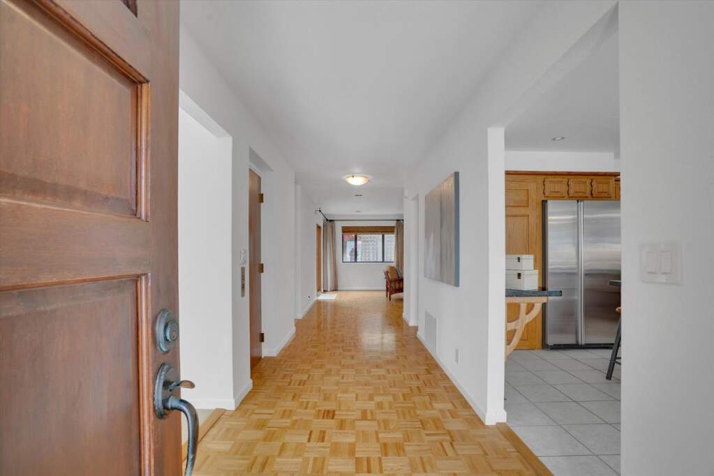 141 Santa Clara Street, Brisbane, CA 94005