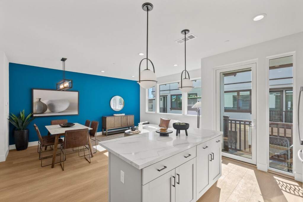 222 Carroll Street #3, Sunnyvale, CA 94086