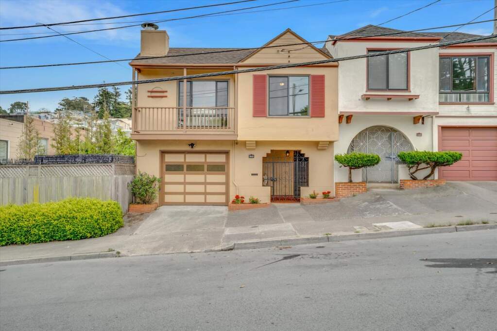 1019 Woolsey Street, San Francisco, CA 94134