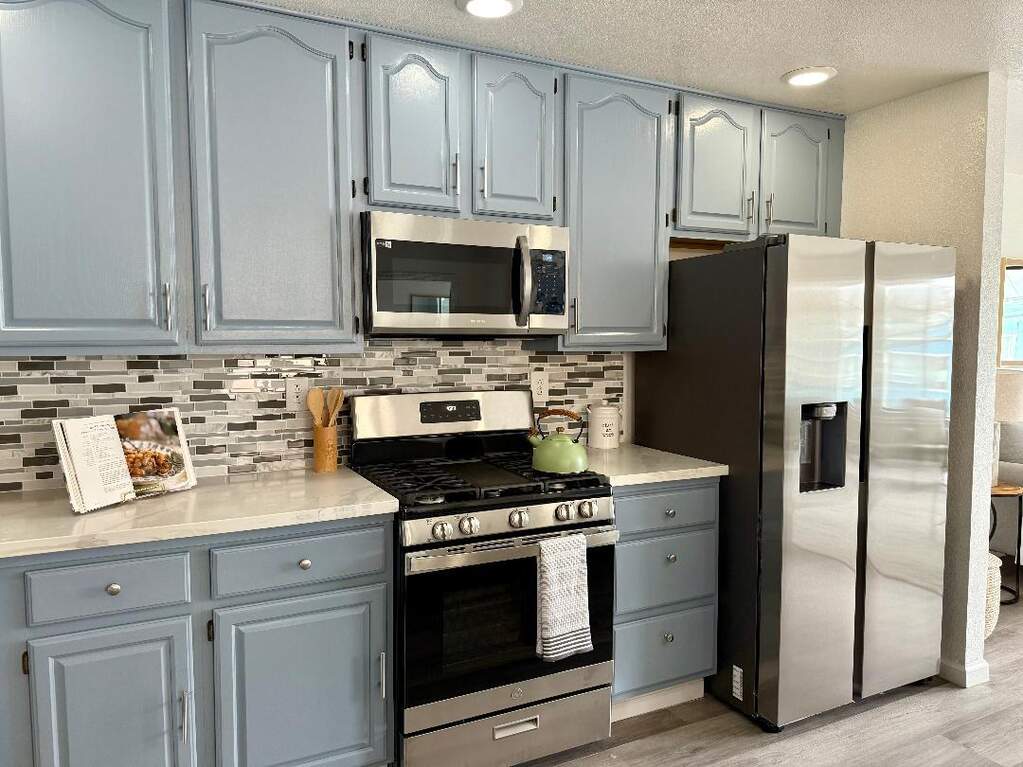 900 Hillside Boulevard, Daly City, CA 94014