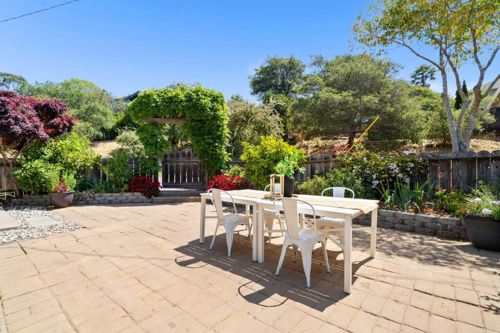 3407 Maplethorpe Lane, Soquel, CA 95073