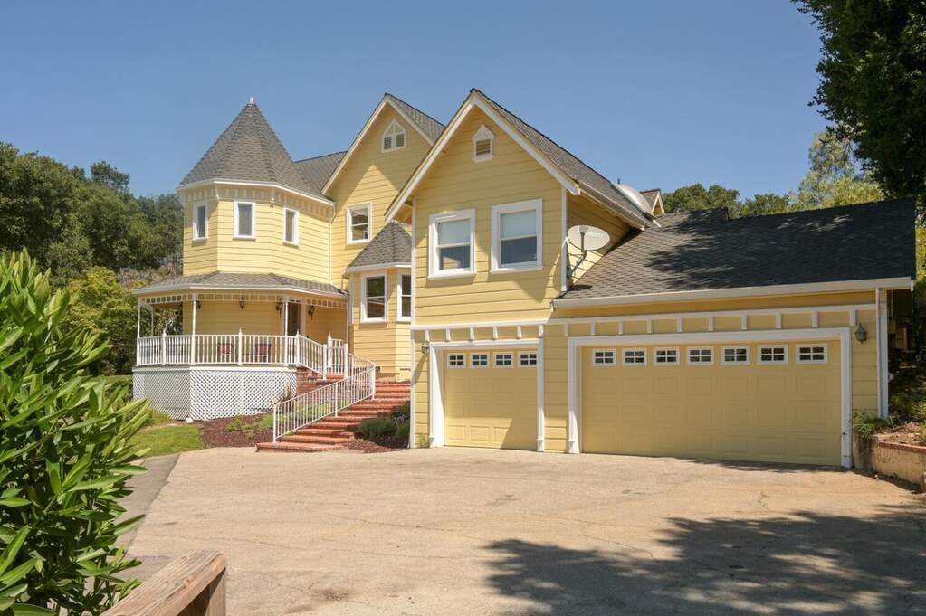 18150 Cochrane Road, Morgan Hill, CA 95037