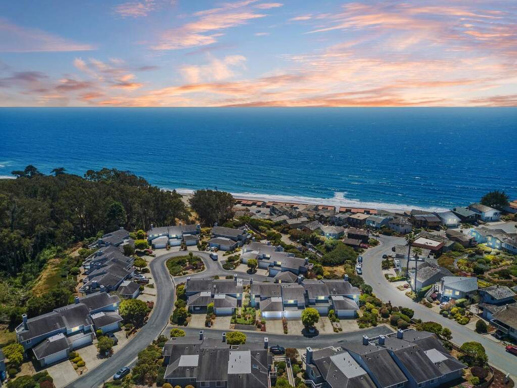 461 Arca Drive, La Selva Beach, CA 95076