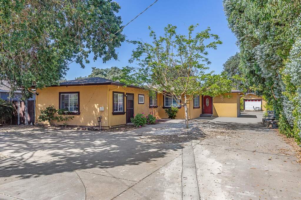 13155 Lincoln Avenue, San Martin, CA 95046