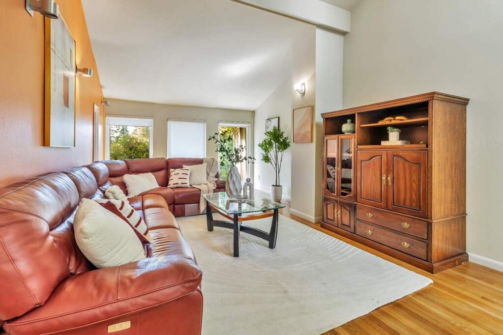 574 Sand Hill Circle, Menlo Park, CA 94025