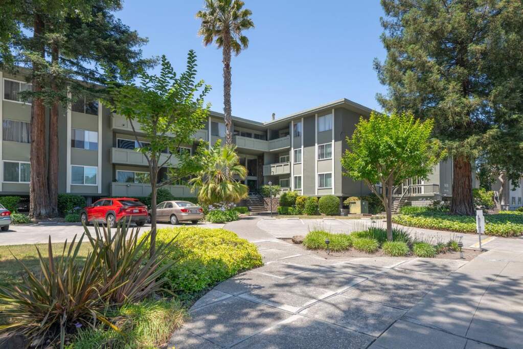 1458 Hudson Street #305, Redwood City, CA 94061