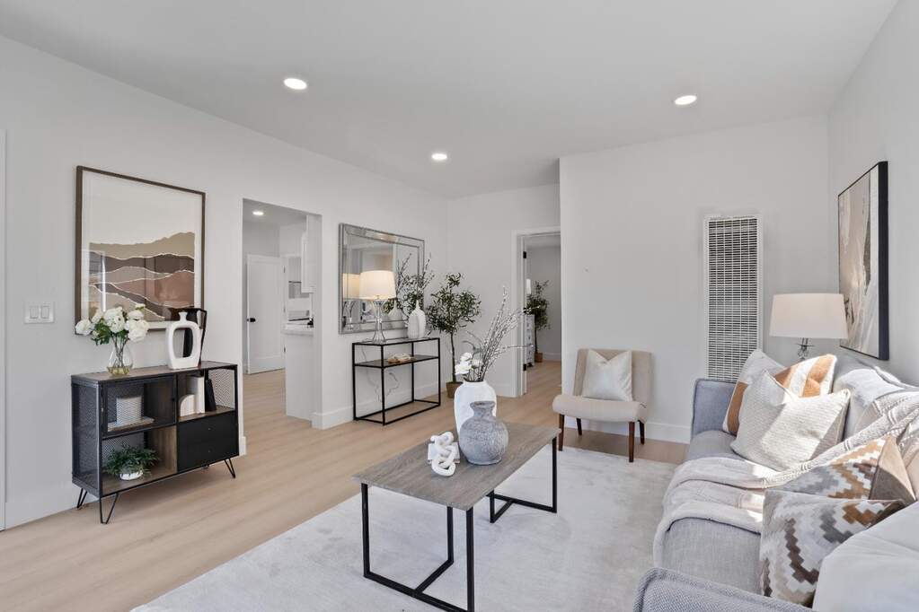 209 Bayswater Avenue, Burlingame, CA 94010
