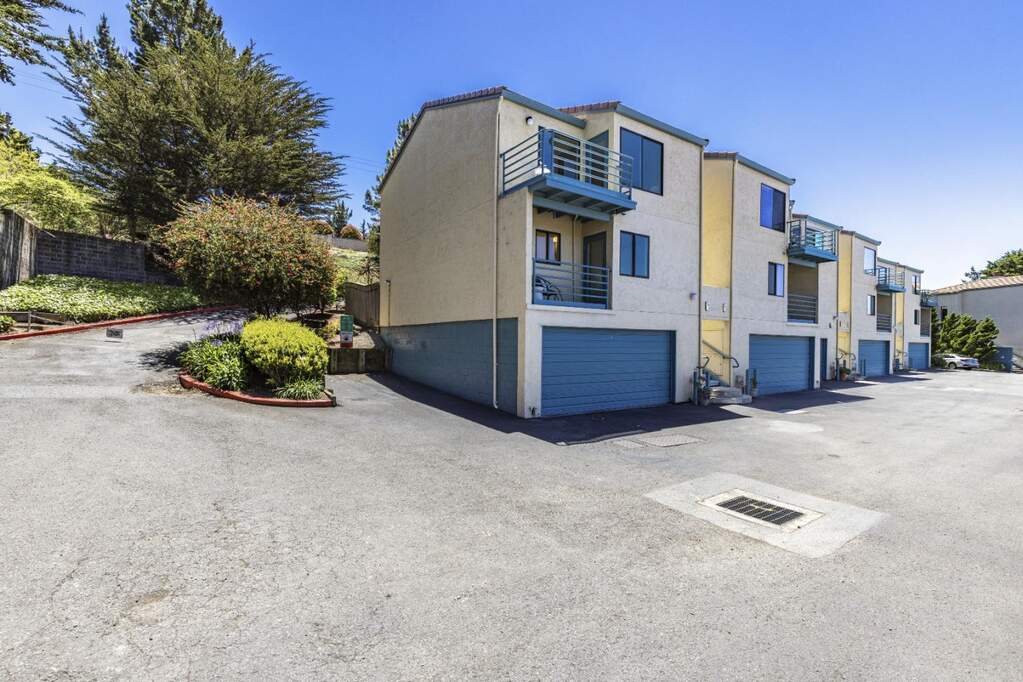991 Fassler Avenue, Pacifica, CA 94044