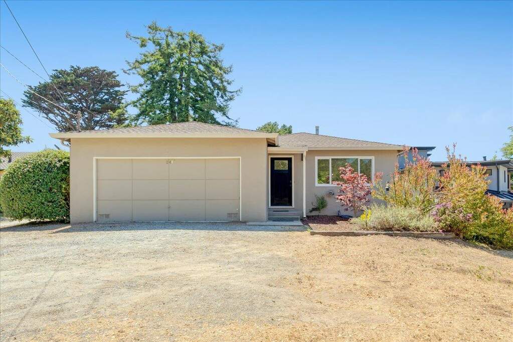 24 Robak Drive, La Selva Beach, CA 95076