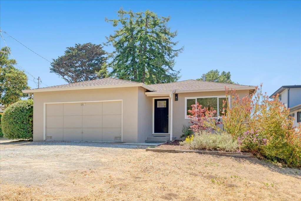 24 Robak Drive, La Selva Beach, CA 95076