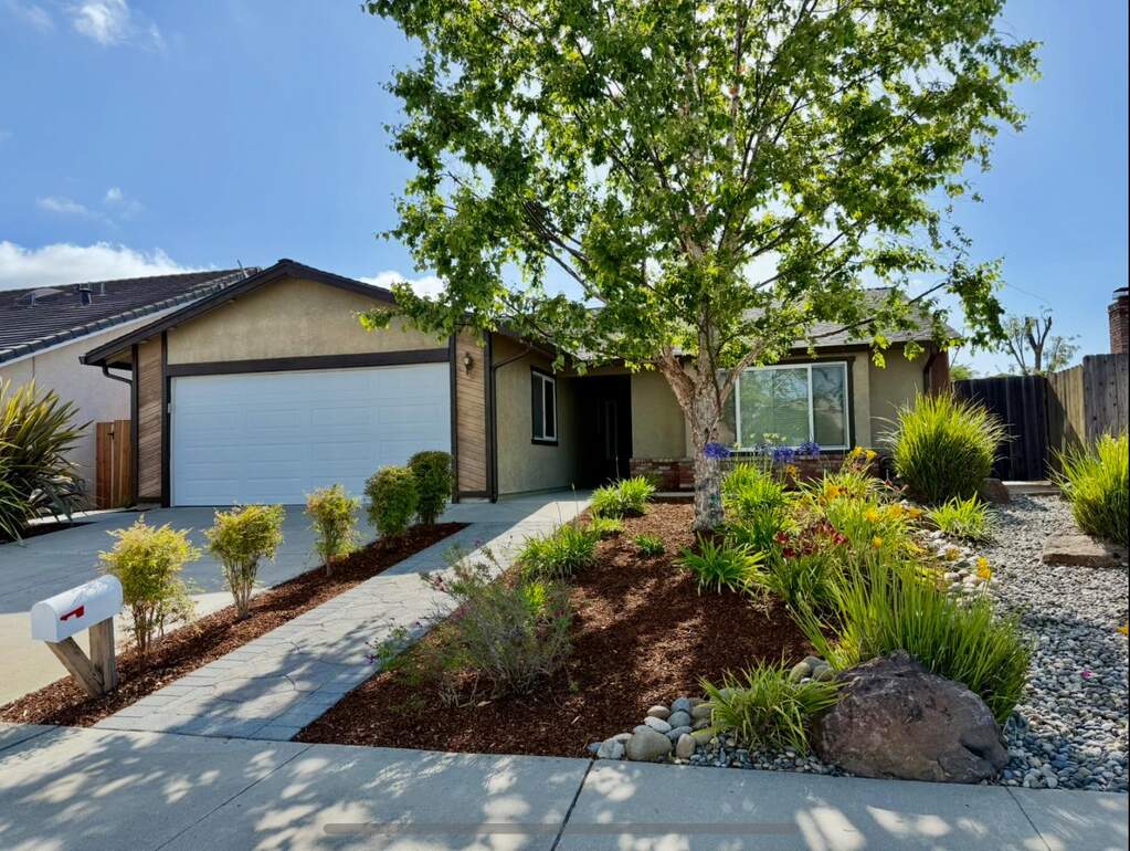 881 Bonnie View Drive, Hollister, CA 95023