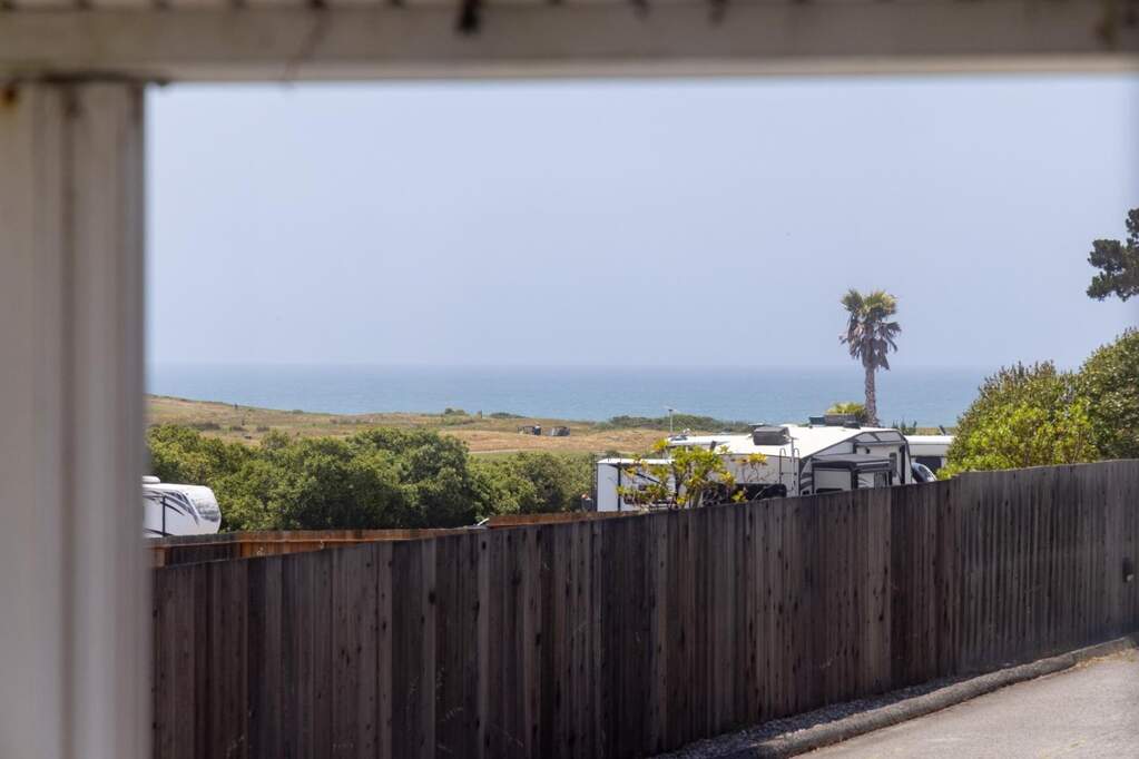 120 Oceanview Ave #120, Half Moon Bay, CA 94019