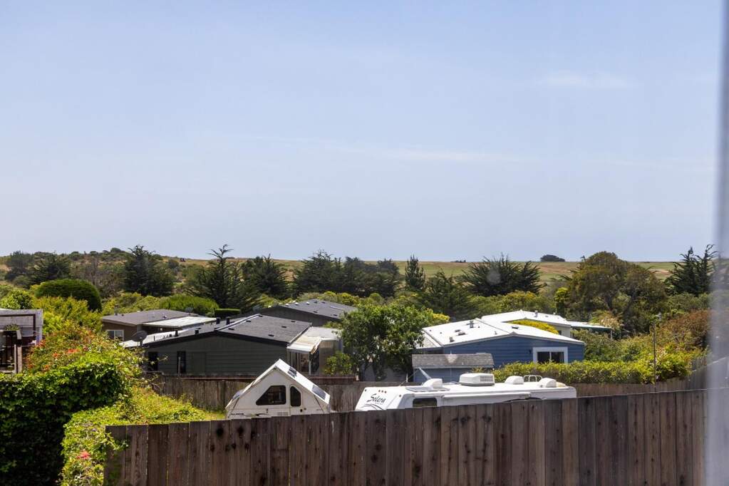 120 Oceanview Ave #120, Half Moon Bay, CA 94019