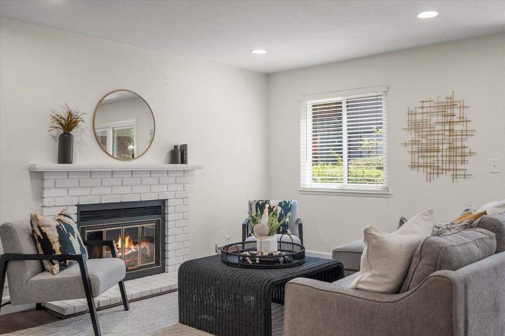 1305 La Terrace Circle, San Jose, CA 95123