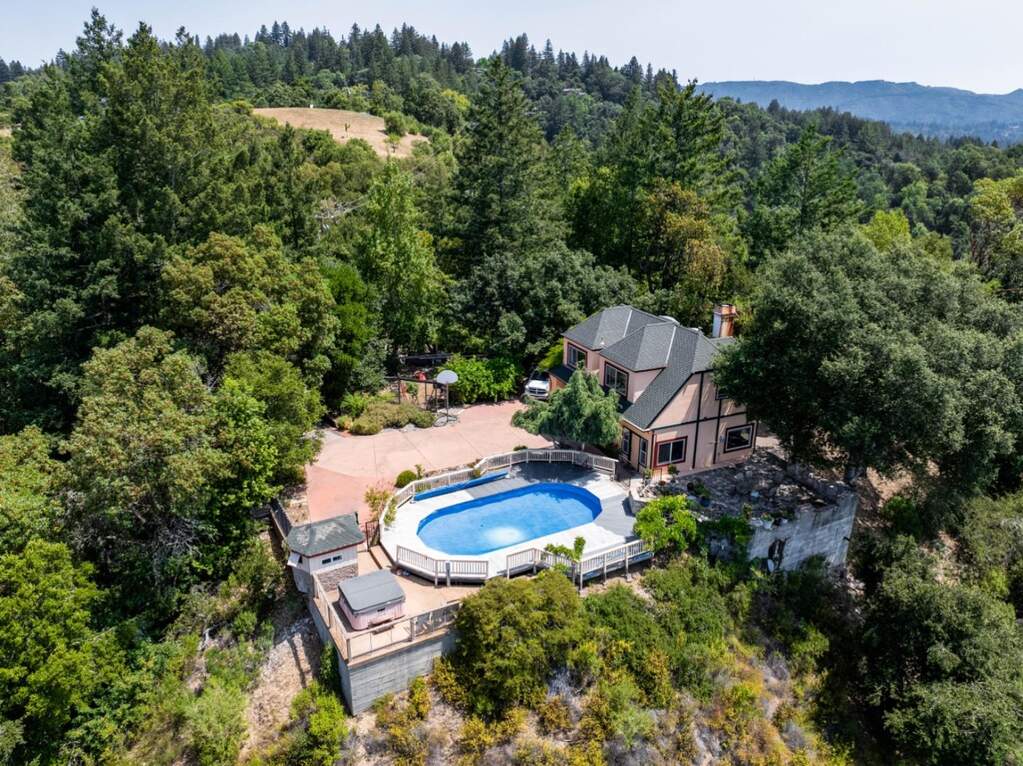 945 Eagle Road, Scotts Valley, CA 95066
